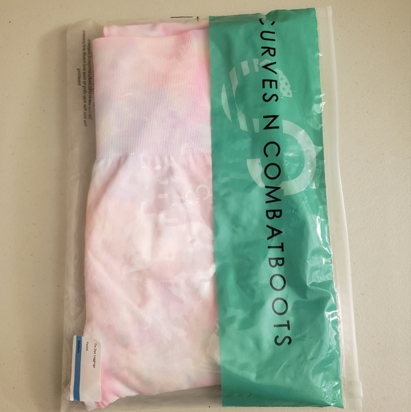 CNC Tie-dye Legging *M* - Picture 8 of 8